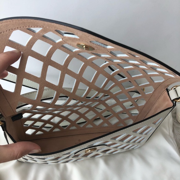 Authentic Gucci meduim Flora leather cutout bag - Picture 6 of 10